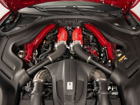 Certified 2023 Ferrari Portofino M RWD image 41