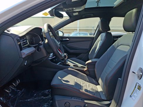 New 2026 Volkswagen Jetta GLI Autobahn FWD image 9