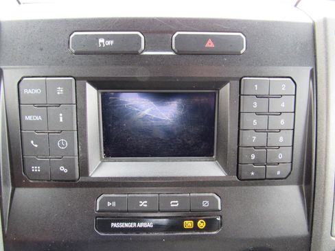 Used 2020 Ford F350 XL w/ Power Equipment Group image 15