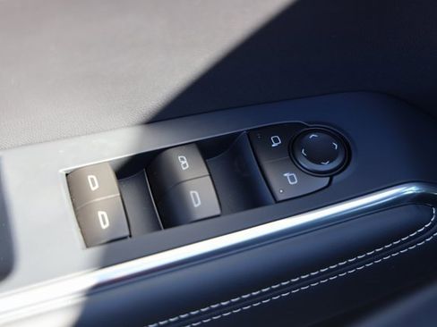 New 2026 GMC Acadia Elevation w/ Elevation Premium Package image 17