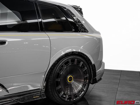 Used 2026 Rolls-Royce Cullinan image 24