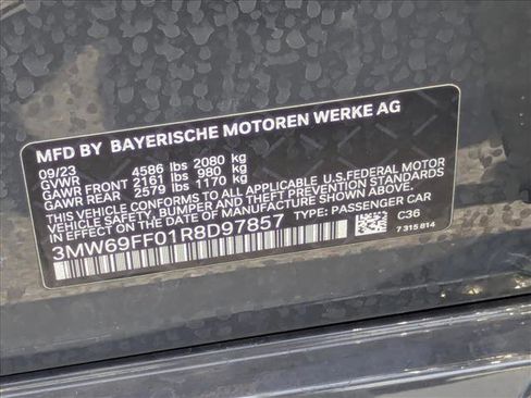 Used 2024 BMW 330i Sedan w/ Premium Package RWD image 25