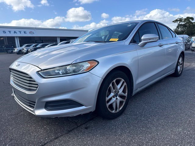 Used 2013 Ford Fusion SE FWD image 3
