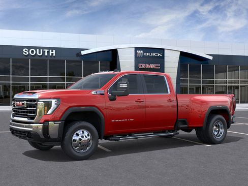 New 2026 GMC Sierra 3500 SLE image 2