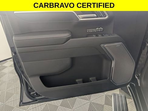 Certified 2025 Chevrolet Silverado 1500 High Country AWD/4WD image 10