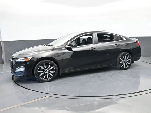 Used 2024 Chevrolet Malibu RS image 2