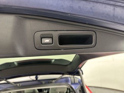 Used 2018 Honda CR-V Touring image 36