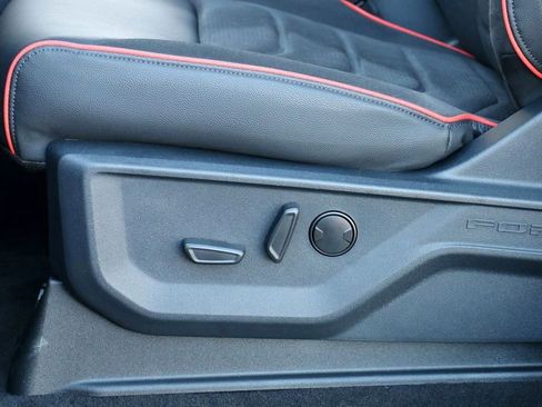 New 2026 Ford F250 Lariat w/ Black Appearance Package AWD/4WD image 22