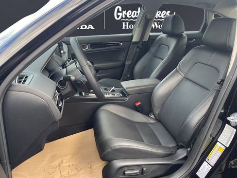 Certified 2024 Honda Civic Touring image 9