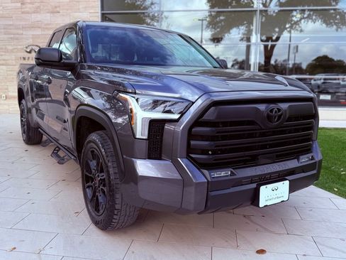 Used 2022 Toyota Tundra SR5 RWD image 4