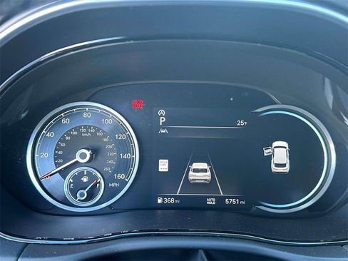 Used 2025 Genesis GV70 2.5T image 23