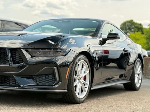Used 2025 Ford Mustang GT Premium RWD image 51