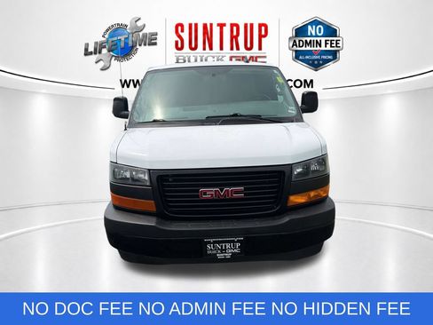 Used 2020 GMC Savana 3500 w/ Driver Convenience Package RWD image 9
