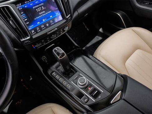 Used 2019 Maserati Levante Base image 25