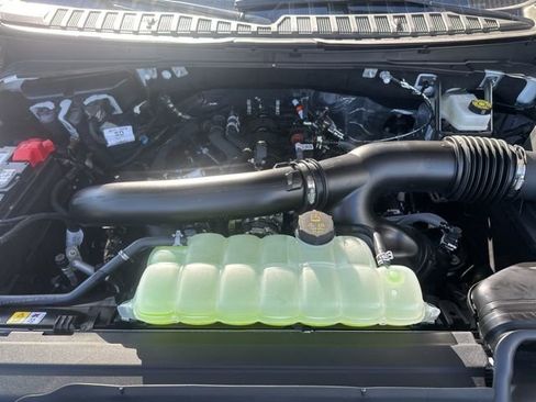 New 2025 Ford Expedition Active RWD image 35