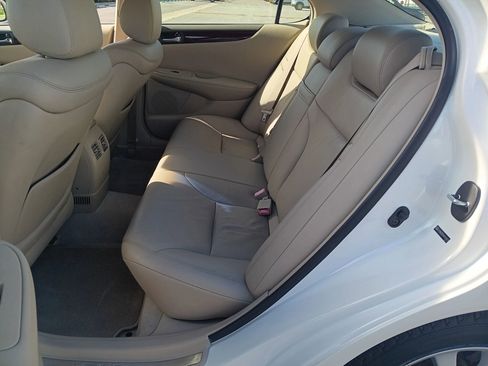 Used 2004 Lexus ES 330 image 12