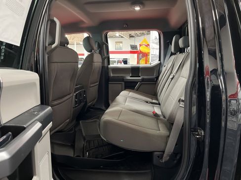 Used 2018 Ford F150 XLT w/ Trailer Tow Package image 12