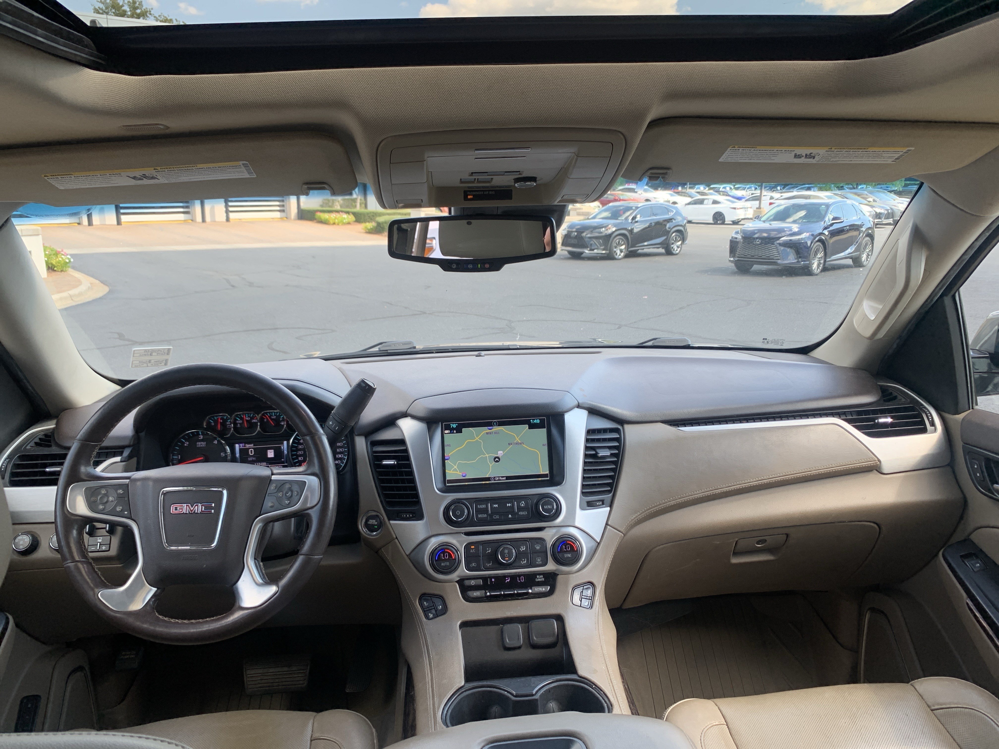 Used 2019 GMC Yukon XL SLT w/ Open Road Package AWD/4WD image 30