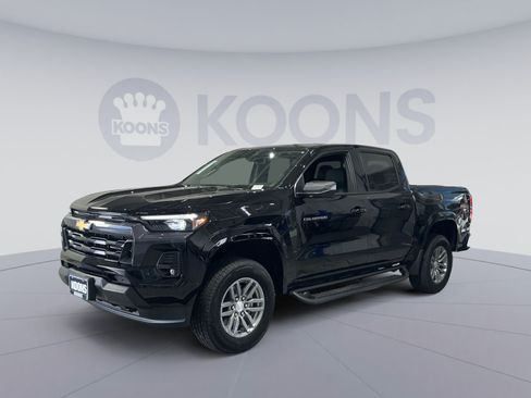 New 2026 Chevrolet Colorado LT w/ LT Convenience Package AWD/4WD image 1
