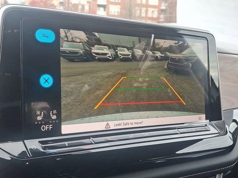 New 2026 Volkswagen Atlas SE image 13