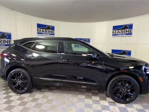 Certified 2021 Chevrolet Blazer RS w/ Enhanced Convenience Package image 3