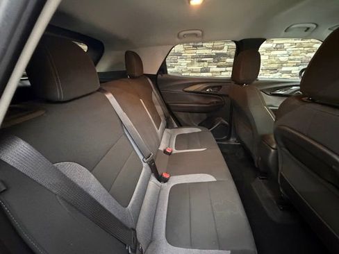 Used 2022 Chevrolet TrailBlazer LT w/ Driver Confidence Package FWD image 31