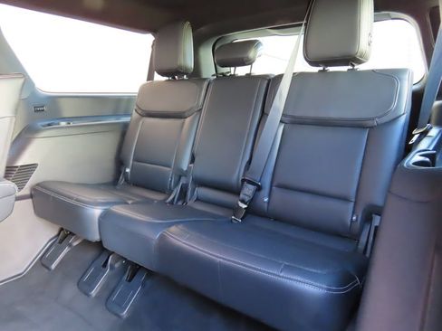 Used 2025 Ford Expedition Max Platinum w/ Stealth Appearance Package AWD/4WD image 31