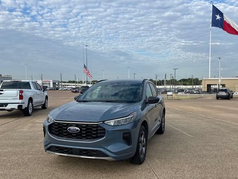 Used 2024 Ford Escape ST-Line AWD/4WD image 7