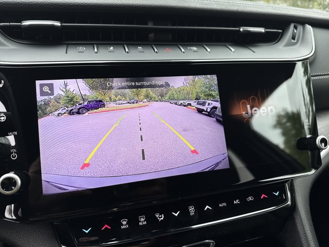 New 2027 Jeep Grand Cherokee Limited AWD/4WD image 28