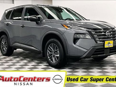 Used 2025 Nissan Rogue S image 1