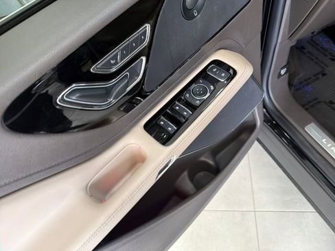 Used 2020 Lincoln Aviator Reserve w/ Elements Package Plus image 13