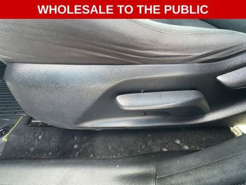 Used 2020 Toyota RAV4 LE FWD image 14