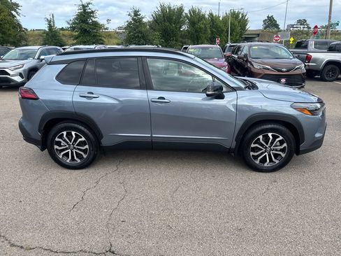 Used 2026 Toyota Corolla Cross AWD Hybrid w/ Cold Weather Package image 8