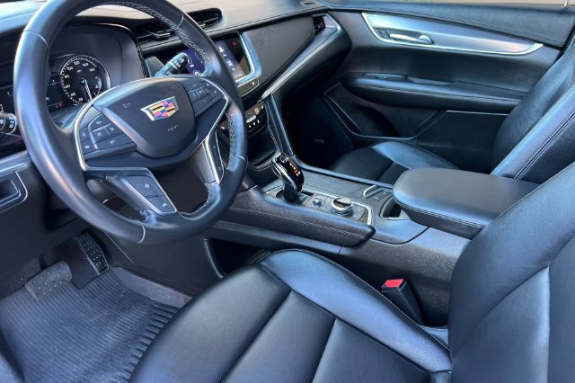 Used 2023 Cadillac XT5 Luxury FWD image 10