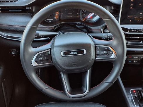 Used 2023 Jeep Compass Trailhawk image 20