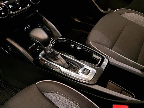 Used 2024 Chevrolet TrailBlazer LT w/ Convenience Package image 16