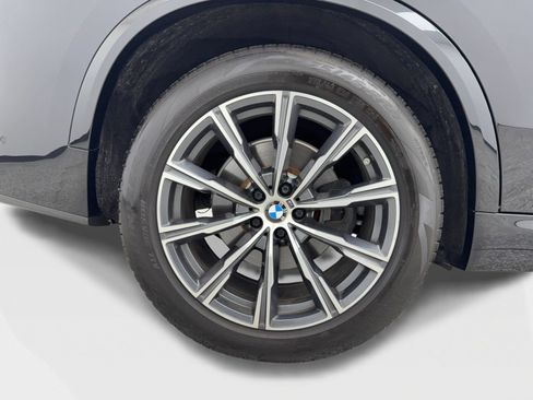 Used 2020 BMW X5 sDrive40i w/ M Sport Package RWD image 48