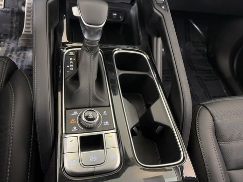 Certified 2024 Kia Telluride SX Prestige image 31