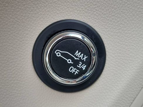 Certified 2023 Buick Envision Preferred AWD/4WD image 16