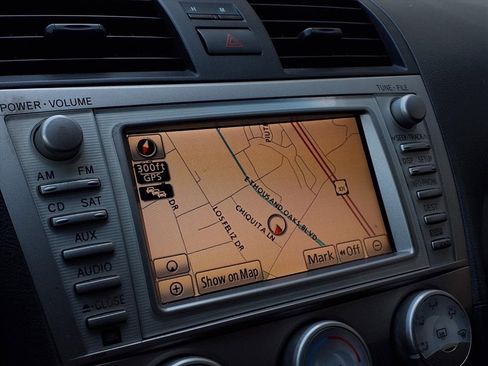 Used 2011 Toyota Camry SE image 7