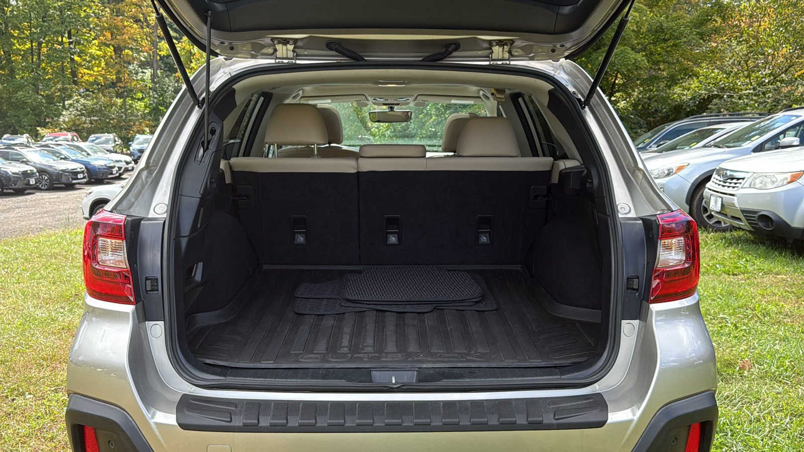 Used 2019 Subaru Outback 2.5i Limited AWD/4WD image 26
