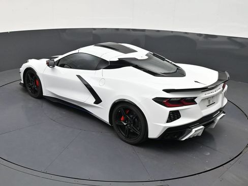 Used 2025 Chevrolet Corvette Stingray Coupe w/ 1LT RWD image 13