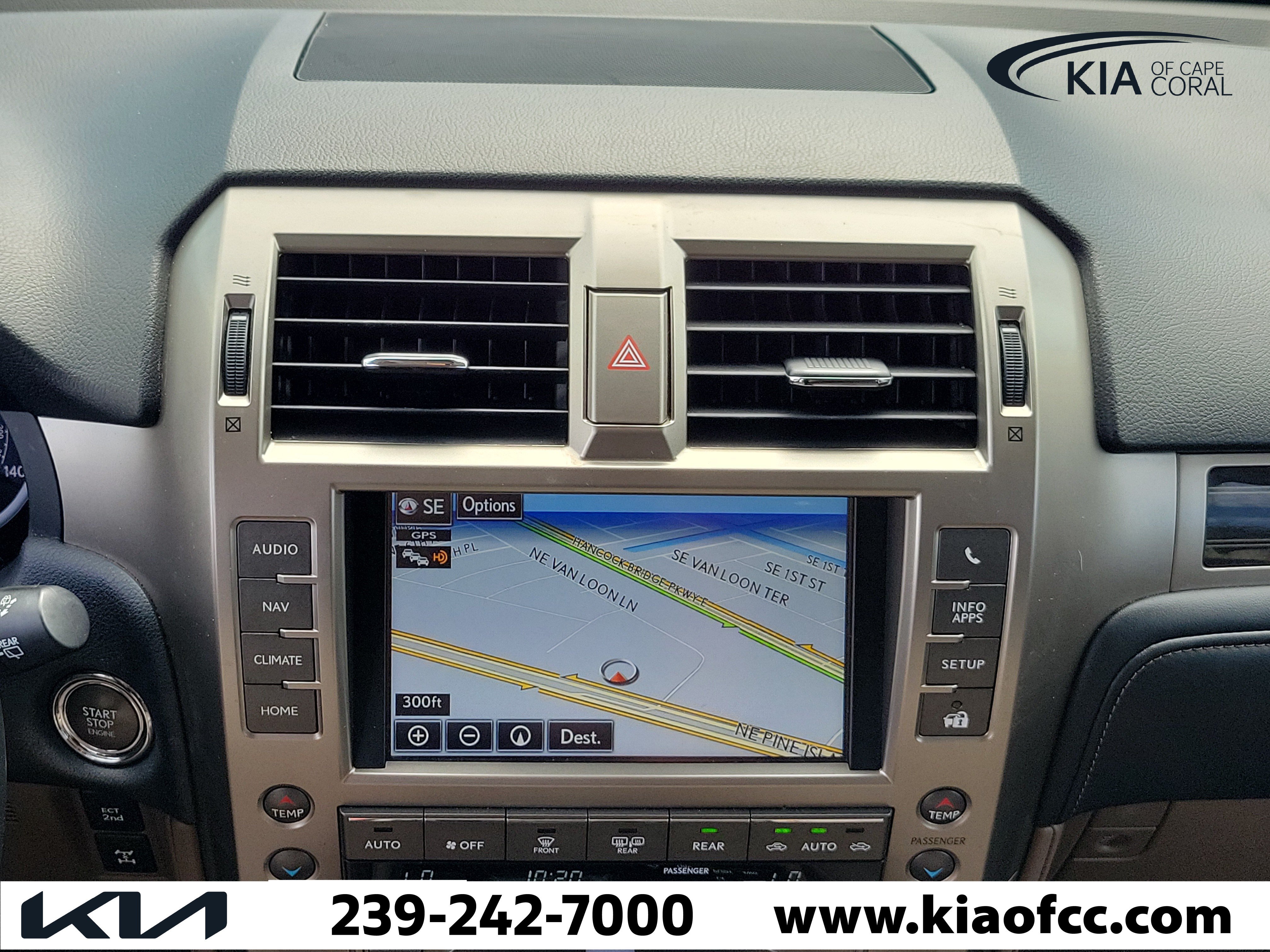 Used 2021 Lexus GX 460 Premium w/ Premium Package AWD/4WD image 19