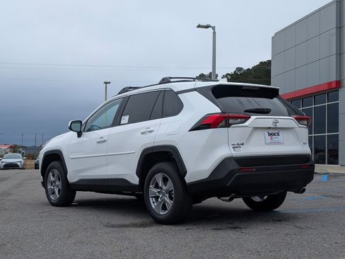 New 2025 Toyota RAV4 XLE w/ Convenience Package image 3