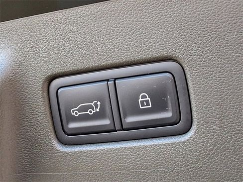 Used 2024 Hyundai Santa Fe Calligraphy image 29