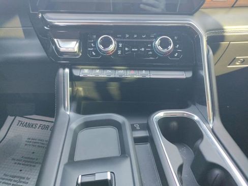 Used 2024 GMC Sierra 3500 Denali Ultimate image 11