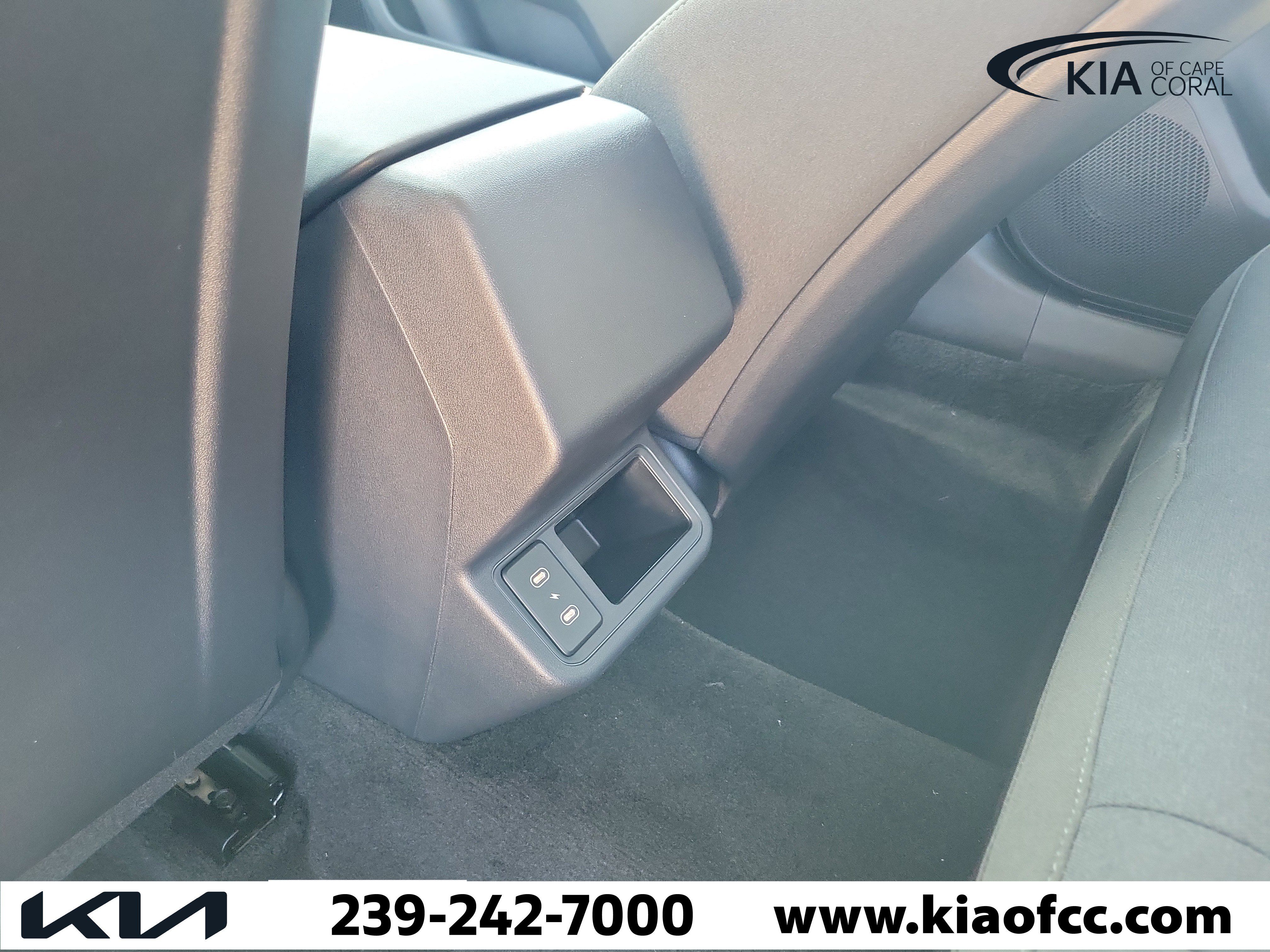 New 2026 Kia K4 FWD image 15