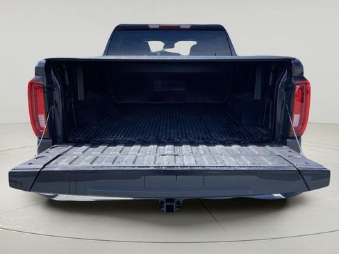 Used 2026 GMC Sierra 1500 SLT AWD/4WD image 11