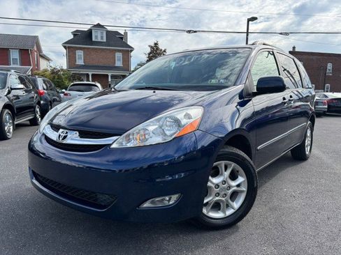 Used 2007 Toyota Sienna XLE Limited image 1