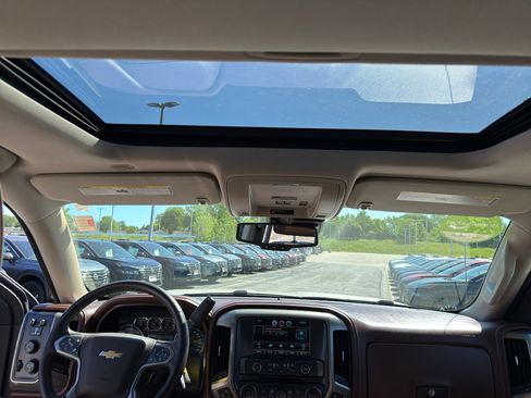 Certified 2014 Chevrolet Silverado 1500 High Country w/ High Country Premium Package AWD/4WD image 29